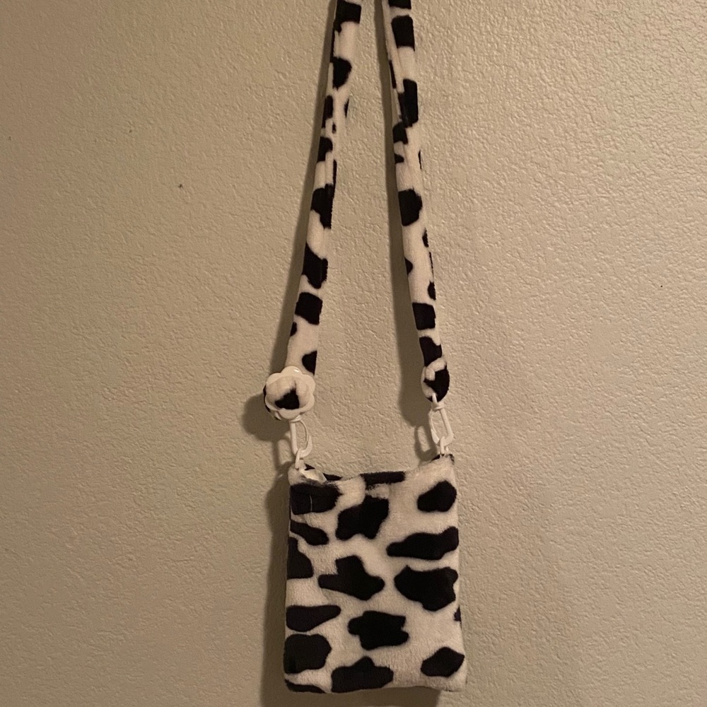 COPY - Cow Print Fluffy Crossbody Bag